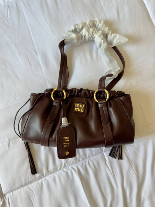 Miu Miu Joie Nappa Shoulder Bags (VIP Quality)