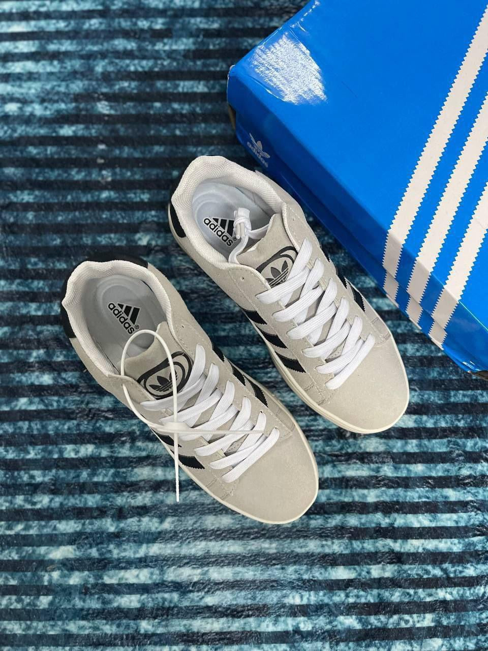 Adidas Campus OOs