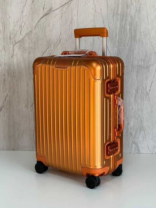 RIMOWA Trolly Suitcase