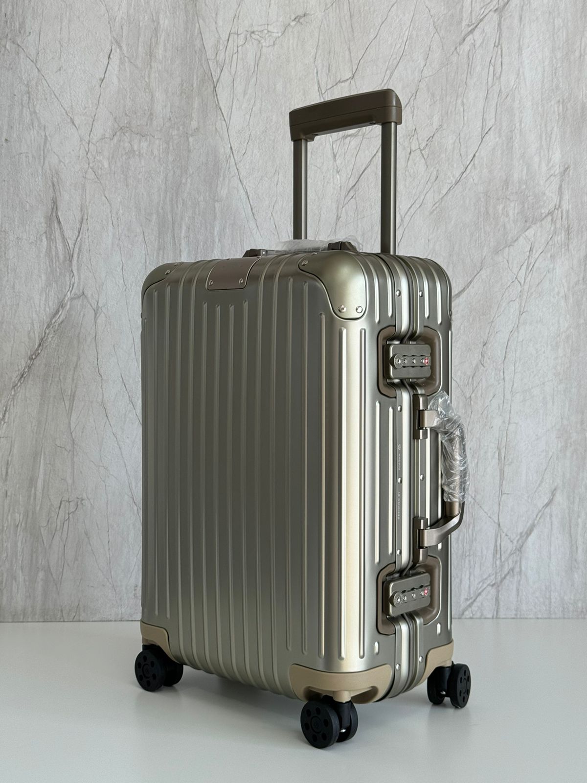 RIMOWA Trolly Suitcase